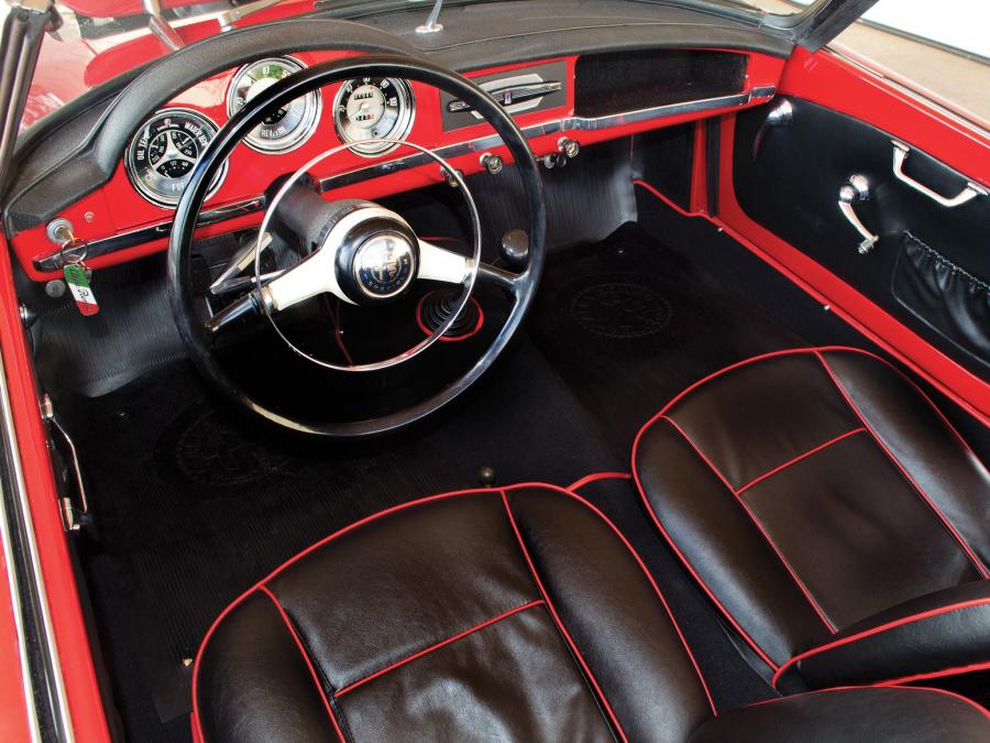 Торпедо Alfa Romeo Giulietta Spider (750) 1956 года  (фото 12 из 23)